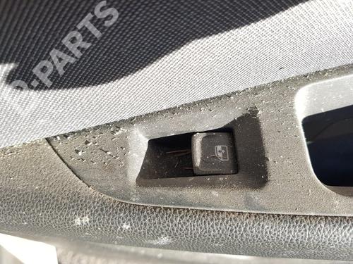 Used Right rear window switch Right rear window switch SEAT LEON (5F1) 1.6 TDI (90 hp) 8784422 8784422