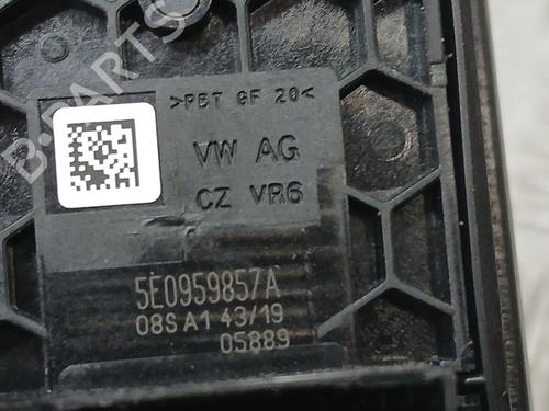 Left front window switch SKODA OCTAVIA III Combi (5E5, 5E6) 1.5 TSI G-TEC | BP27681635I27 - Image 3