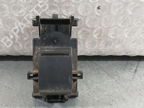 right-rear-window-switch-toyota-yaris-_p21_-_pa1_-_ph1_-2020-26407294 main image