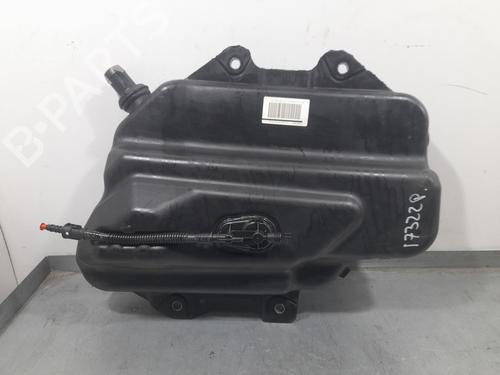 Used AdBlue tank MERCEDES-BENZ VITO Tourer (W447) 114 CDI / 114 BlueTEC 4-matic (447.701, 447.703,... (136 hp) 31168907