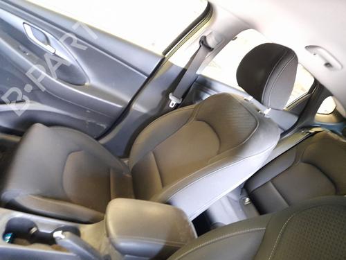 Used Right front seat Right front seat 37473109 37473109