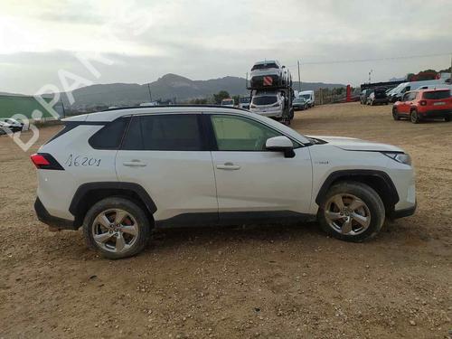 Left headlight TOYOTA RAV 4 V (_A5_, _H5_) 2.5 Hybrid AWD (AXAH54) | BP25442132C28 