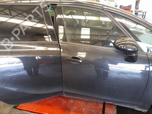 Used Right front door Right front door 37216720 37216720