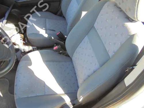 Left headlight HYUNDAI GETZ (TB) 1.1 | BP98725C28