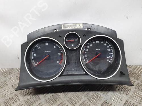 Used Instrument cluster Instrument cluster OPEL ZAFIRA / ZAFIRA FAMILY B (A05) [2005-2019] 11703450 11703450