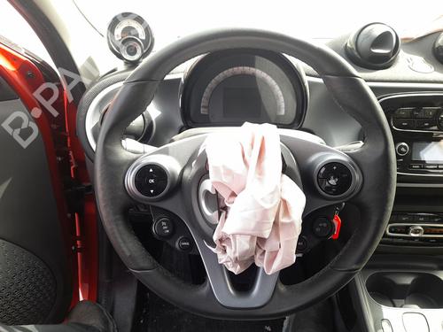 Used Steering wheel Steering wheel SMART FORFOUR Hatchback (453) electric drive / EQ (453.091) (56 hp) 33886469 33886469