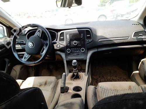 Left front fog light RENAULT MEGANE IV Hatchback (B9A/M/N_) 1.5 Blue dCi 115 (B9A6) | BP30083347C30 