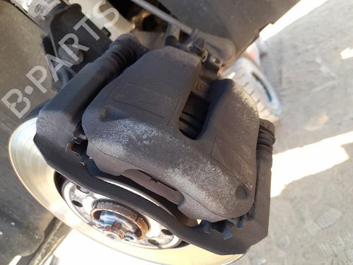 Used Right front brake caliper PEUGEOT 2008 II (UD_, US_, UY_, UJ_, UR_, UC_) 1.2 PureTech 100 (USHNK) (101 hp) 27497012