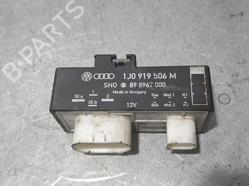 Used Electronic module SEAT IBIZA IV ST (6J8, 6P8) [2010-2016]  14013358