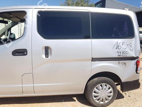 Used Left slide door NISSAN NV200 Van 1.5 dCi 85 (M20, M20N, M20M) (86 hp) 26215328