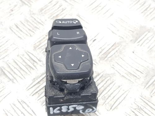 Used Mirror switch HYUNDAI KONA (OS, OSE, OSI) EV (204 hp) 30176158