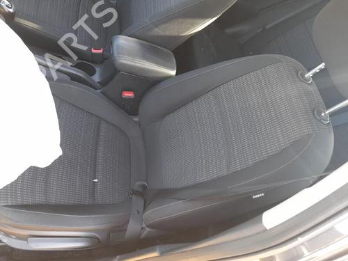 Sæde venstre fortil KIA STONIC (YB) 1.0 T-GDi (120 hp) 29919473