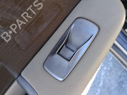 Used Left rear window switch Left rear window switch JAGUAR XF I (X250) 2.7 D (207 hp) 33983611 33983611