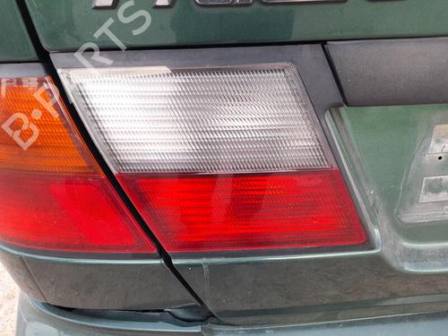 Used Left tailgate light NISSAN PRIMERA (P11) 1.6 16V (99 hp) 27517141
