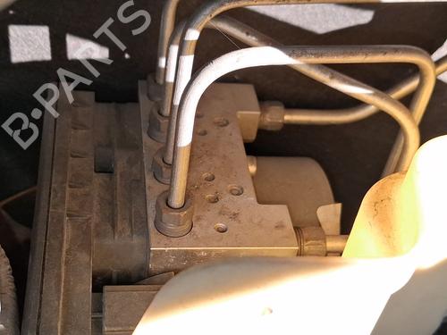 abs-pump-renault-megane-iv-hatchback-b9amn_-2015-39955088 main image