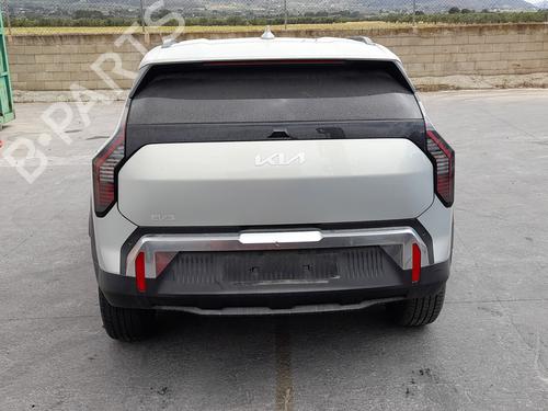 - Image 4