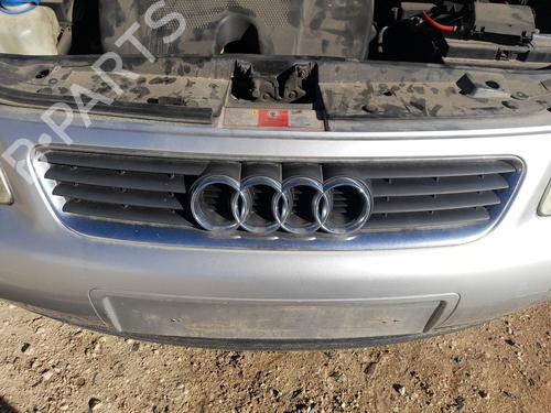 Used Grille AUDI A3 (8L1) 1.6 (102 hp) 31340379