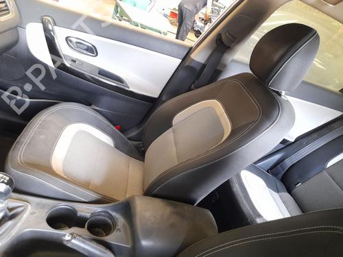 Used Right front seat Right front seat 37468161 37468161