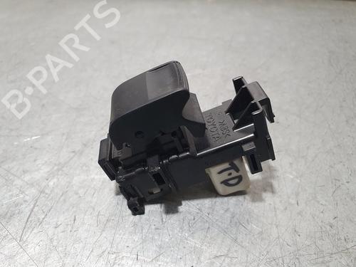 Used Right rear window switch TOYOTA YARIS (_P13_) [2010-2020]  13510900