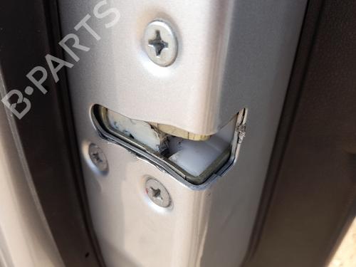 Used Front left lock MAHINDRA KUV100 (K1) 1.2 VVT (87 hp) 30153966