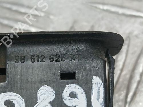 Right rear window switch PEUGEOT 307 CC (3B) 1.6 16V | BP27254866I28