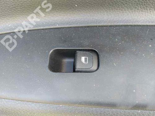 Used Right front window switch Right front window switch KIA STONIC (YB) [2017-2026] 8204667 8204667