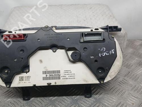 Instrument cluster RENAULT TRAFIC II Van (FL)  | BP26722327C47 