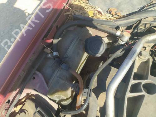 Used Expansion tank RENAULT MEGANE II Estate (KM0/1_) [2003-2012]  25156551
