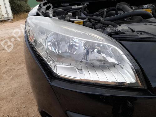 Used Right headlight RENAULT MEGANE III Grandtour (KZ0/1) 1.5 dCi (KZ1M, KZ1W, KZ0R) (106 hp) 28418302