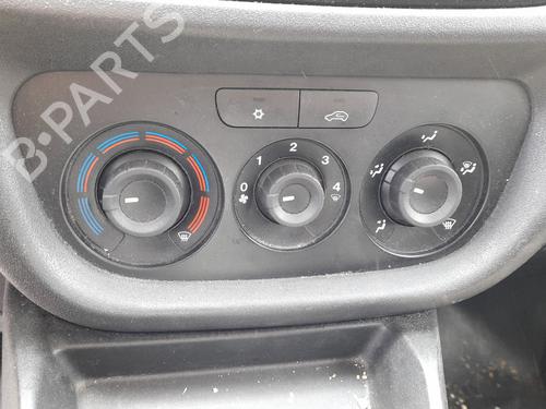 climate-control-fiat-doblo-cargo-263_-2010-34628311 main image