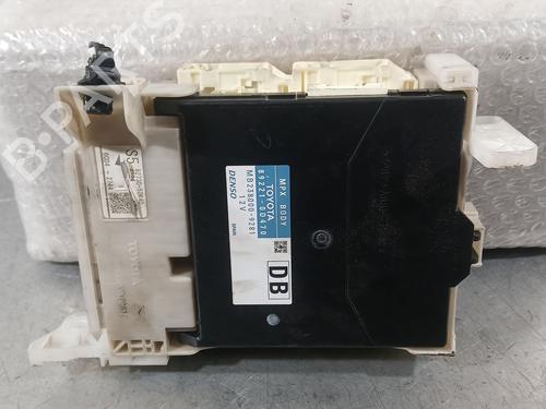 Used Fuse box Fuse box 37273926 37273926