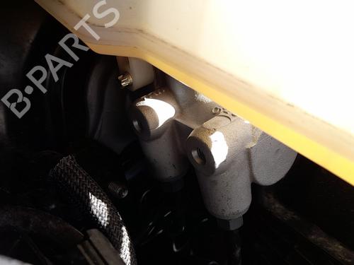 brake-master-cylinder-opel-mokka-2020-33703630 main image