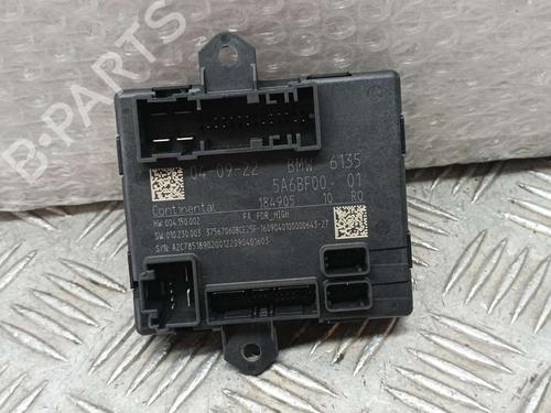 Used Electronic module BMW X1 (U11) sDrive 18 i (136 hp) 18487140