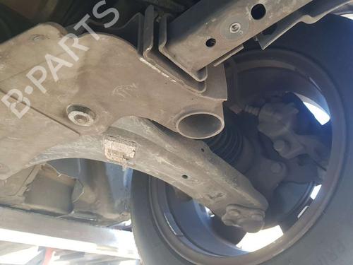 Brazo suspension delantero izquierdo RENAULT MEGANE III Hatchback (BZ0/1_, B3_) 1.5 dCi (BZ09, BZ0D, BZ1W, BZ29, BZ14) (110 hp) 17014116