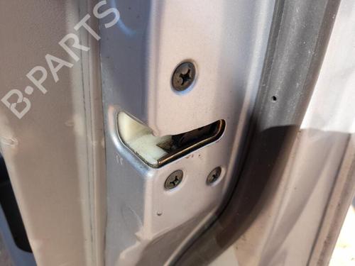 Used Front right lock MITSUBISHI GRANDIS (NA_W) 2.0 DI-D (NA8W) (140 hp) 30205425