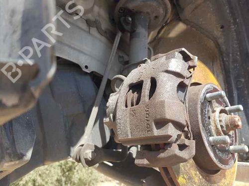 left-front-brake-caliper-toyota-yaris-_p15_-2013-25443691 main image