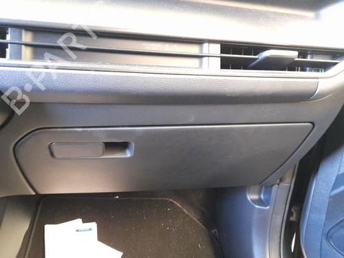 Used Glove box Glove box 38593565 38593565