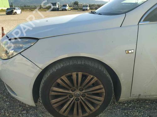 Used Left front fenders OPEL INSIGNIA A Saloon (G09) 2.0 CDTI (69) (160 hp) 21394018