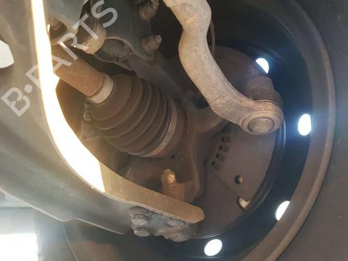 Used Right front steering knuckle RENAULT CLIO V (B7_) [2019-2025]  16642239