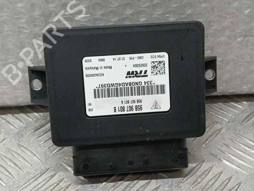 Used Electronic module PORSCHE MACAN (95B) 3.0 S Diesel (258 hp) 24673504