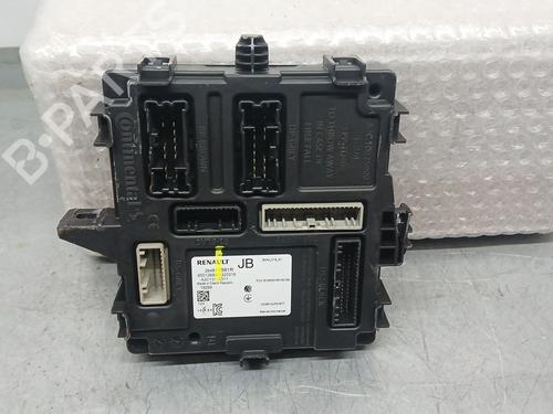 sikringsdase-renault-clio-v-b7_-2019-32477758 main image