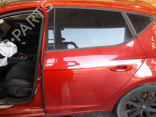 Used Left rear door Left rear door 37217632 37217632