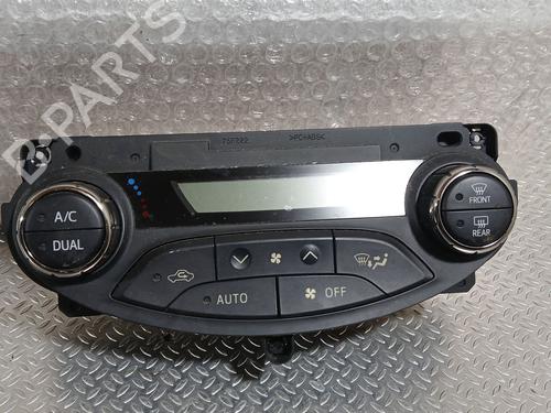 Used Climate control Climate control TOYOTA YARIS (_P13_) 1.3 (NSP130_, NSP130) (99 hp) 39980804 39980804