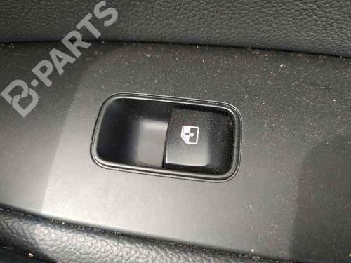 BP8261838C105 main image