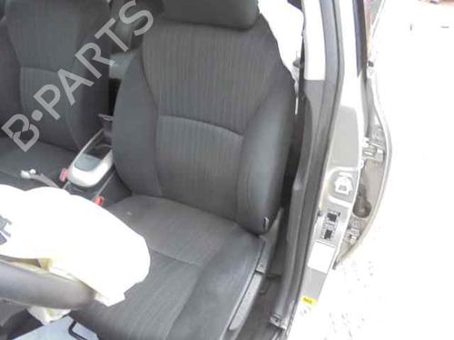 Right front fog light TOYOTA AURIS (_E15_)  | BP216703C31 