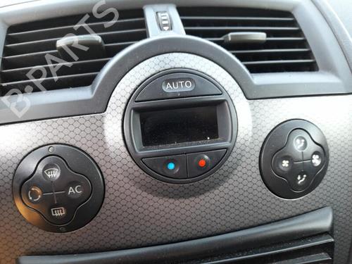 Used Climate control RENAULT MEGANE II Estate (KM0/1_) 1.5 dCi (KM1F) (86 hp) 27591479