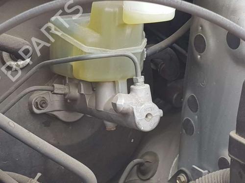 Used Brake master cylinder TOYOTA RAV 4 II (_A2_) [2000-2005]  18311082