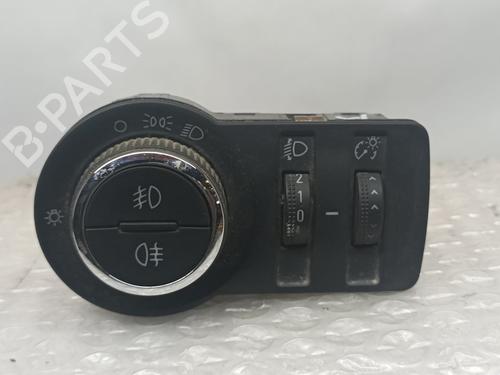 Used Headlight switch CHEVROLET ORLANDO (J309) [2010-2025]  11696768