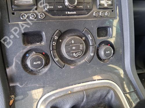 Used Climate control Climate control 37514577 37514577