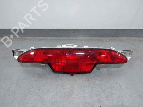 Used Rear center light PEUGEOT 208 II (UB_, UP_, UW_, UJ_) 1.2 PureTech 75 (75 hp) 24584600